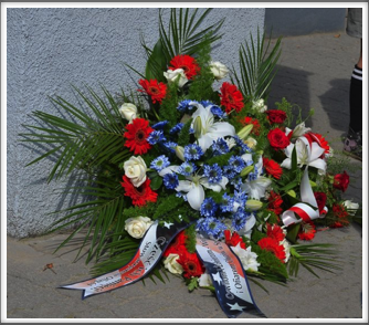 Flame Memorial Ceremony - US travelers' wreath